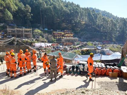 Uttarkashi tunnel drilling halted after auger machine platform collapses | Uttarkashi tunnel drilling halted after auger machine platform collapses Uttarkashi tunnel drilling halted after auger machine platform collapses | Uttarkashi tunnel drilling halted after auger machine platform collapses