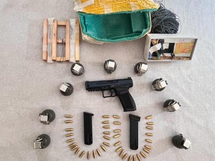 Arms & ammunition recovered near LoC in Jammu's Pallanwala | Arms & ammunition recovered near LoC in Jammu's Pallanwala Arms & ammunition recovered near LoC in Jammu's Pallanwala | Arms & ammunition recovered near LoC in Jammu's Pallanwala