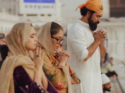 Vicky, Meghna, Sanya seek blessings at Golden Temple ahead of ‘Sam Bahadur’ release | Vicky, Meghna, Sanya seek blessings at Golden Temple ahead of ‘Sam Bahadur’ release Vicky, Meghna, Sanya seek blessings at Golden Temple ahead of ‘Sam Bahadur’ release | Vicky, Meghna, Sanya seek blessings at Golden Temple ahead of ‘Sam Bahadur’ release