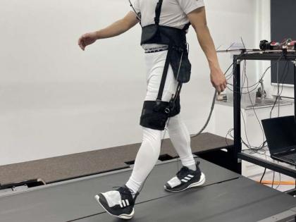 New wearable robot to assist people with walking difficulties | New wearable robot to assist people with walking difficulties New wearable robot to assist people with walking difficulties | New wearable robot to assist people with walking difficulties