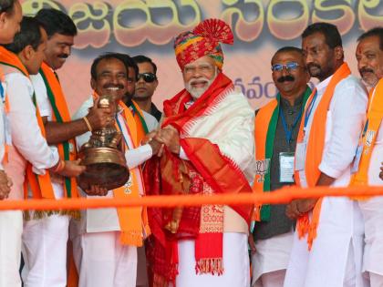 BRS, Cong carbon copies of each other: PM Modi | BRS, Cong carbon copies of each other: PM Modi