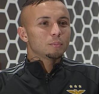 Flamengo overwhelm America Mineiro to keep title hopes flickering | Flamengo overwhelm America Mineiro to keep title hopes flickering Flamengo overwhelm America Mineiro to keep title hopes flickering | Flamengo overwhelm America Mineiro to keep title hopes flickering
