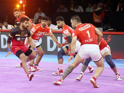 PKL 10: Sonu stars again as Gujarat Giants down Bengaluru Bulls in thriller | PKL 10: Sonu stars again as Gujarat Giants down Bengaluru Bulls in thriller PKL 10: Sonu stars again as Gujarat Giants down Bengaluru Bulls in thriller | PKL 10: Sonu stars again as Gujarat Giants down Bengaluru Bulls in thriller