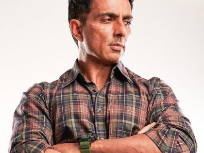 Sonu Sood aids young man for father's heart surgery | Sonu Sood aids young man for father's heart surgery