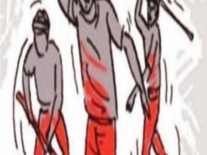 Class 12 students thrash boy from another school in UP, FIR lodged | Class 12 students thrash boy from another school in UP, FIR lodged Class 12 students thrash boy from another school in UP, FIR lodged | Class 12 students thrash boy from another school in UP, FIR lodged