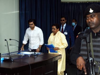 Mayawati declares nephew Akash Anand as her successor | Mayawati declares nephew Akash Anand as her successor