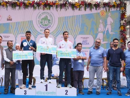 Tirtha Pun wins Vasai Virar Marathon; Nurhasan, Prajakta are half-marathon champs | Tirtha Pun wins Vasai Virar Marathon; Nurhasan, Prajakta are half-marathon champs