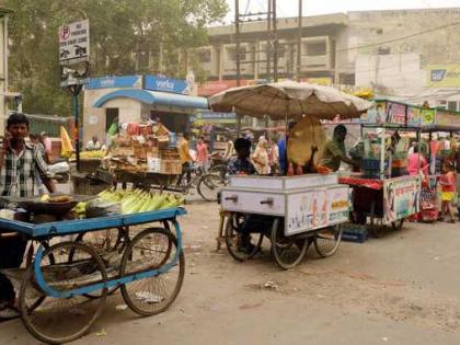 Extortionists target street vendors in Lucknow for Rs 40 a day | Extortionists target street vendors in Lucknow for Rs 40 a day Extortionists target street vendors in Lucknow for Rs 40 a day | Extortionists target street vendors in Lucknow for Rs 40 a day