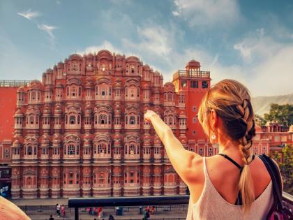 Foreign tourist arrivals surge in Jan-Sept | Foreign tourist arrivals surge in Jan-Sept Foreign tourist arrivals surge in Jan-Sept | Foreign tourist arrivals surge in Jan-Sept