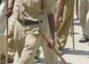 Bihar: Home guard constable mowed down by bike-borne assailants | Bihar: Home guard constable mowed down by bike-borne assailants Bihar: Home guard constable mowed down by bike-borne assailants | Bihar: Home guard constable mowed down by bike-borne assailants