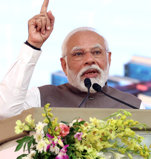 PM Modi on visit to Gujarat from Jan 8-10; to inaugurate Vibrant Gujarat Global Summit | PM Modi on visit to Gujarat from Jan 8-10; to inaugurate Vibrant Gujarat Global Summit PM Modi on visit to Gujarat from Jan 8-10; to inaugurate Vibrant Gujarat Global Summit | PM Modi on visit to Gujarat from Jan 8-10; to inaugurate Vibrant Gujarat Global Summit