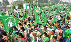 Amaravati farmers end four-year-long protest as Naidu govt sworn-in | Amaravati farmers end four-year-long protest as Naidu govt sworn-in Amaravati farmers end four-year-long protest as Naidu govt sworn-in | Amaravati farmers end four-year-long protest as Naidu govt sworn-in