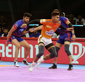 PKL 10: Puneri Paltan win low-scoring thriller against Dabang Delhi, take top spot | PKL 10: Puneri Paltan win low-scoring thriller against Dabang Delhi, take top spot PKL 10: Puneri Paltan win low-scoring thriller against Dabang Delhi, take top spot | PKL 10: Puneri Paltan win low-scoring thriller against Dabang Delhi, take top spot
