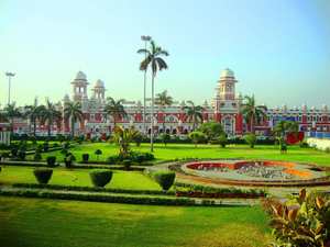 New names for places, new statues in Lucknow ahead of polls | New names for places, new statues in Lucknow ahead of polls New names for places, new statues in Lucknow ahead of polls | New names for places, new statues in Lucknow ahead of polls
