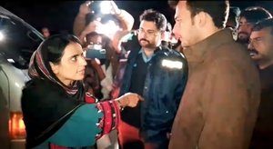 Police use tear gas, water cannons to disperse female-led protesters in Islamabad | Police use tear gas, water cannons to disperse female-led protesters in Islamabad Police use tear gas, water cannons to disperse female-led protesters in Islamabad | Police use tear gas, water cannons to disperse female-led protesters in Islamabad