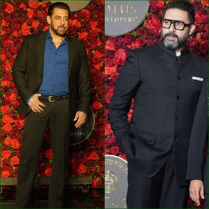 Salman gives a bear hug to Abhishek Bachchan at Anand Pandit's b’day party | Salman gives a bear hug to Abhishek Bachchan at Anand Pandit's b’day party Salman gives a bear hug to Abhishek Bachchan at Anand Pandit's b’day party | Salman gives a bear hug to Abhishek Bachchan at Anand Pandit's b’day party