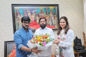 Ram Charan, wife Upasana meet Maharashtra CM Eknath Shinde | Ram Charan, wife Upasana meet Maharashtra CM Eknath Shinde Ram Charan, wife Upasana meet Maharashtra CM Eknath Shinde | Ram Charan, wife Upasana meet Maharashtra CM Eknath Shinde