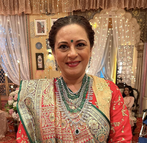 'Kyunki Saas Maa Bahu...' completes century: Manasi thanks audience | 'Kyunki Saas Maa Bahu...' completes century: Manasi thanks audience 'Kyunki Saas Maa Bahu...' completes century: Manasi thanks audience | 'Kyunki Saas Maa Bahu...' completes century: Manasi thanks audience