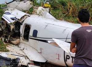5 killed in Brazil plane crash | 5 killed in Brazil plane crash