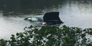 Car plunges into lake in Telangana, one person missing | Car plunges into lake in Telangana, one person missing Car plunges into lake in Telangana, one person missing | Car plunges into lake in Telangana, one person missing
