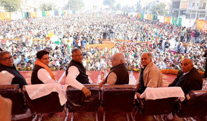 Hooda promises gas cylinders for Rs 500, 300 electricity units free to every family | Hooda promises gas cylinders for Rs 500, 300 electricity units free to every family Hooda promises gas cylinders for Rs 500, 300 electricity units free to every family | Hooda promises gas cylinders for Rs 500, 300 electricity units free to every family