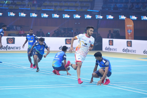 UKK Season 2: Telugu Yoddhas put up a brave fight, go down to Chennai Quick Guns | UKK Season 2: Telugu Yoddhas put up a brave fight, go down to Chennai Quick Guns UKK Season 2: Telugu Yoddhas put up a brave fight, go down to Chennai Quick Guns | UKK Season 2: Telugu Yoddhas put up a brave fight, go down to Chennai Quick Guns