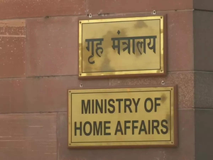 Home Secretary reviews response to hoax emails received by Delhi schools | Home Secretary reviews response to hoax emails received by Delhi schools