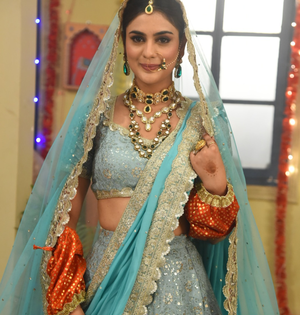 Tanisha Mehta dons bridal lehenga for ‘Ikk Kudi Punjab Di’ | Tanisha Mehta dons bridal lehenga for ‘Ikk Kudi Punjab Di’ Tanisha Mehta dons bridal lehenga for ‘Ikk Kudi Punjab Di’ | Tanisha Mehta dons bridal lehenga for ‘Ikk Kudi Punjab Di’