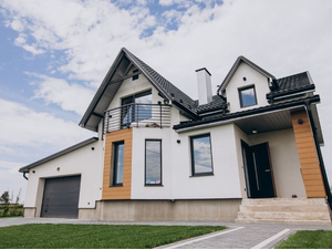 Indians buying luxury homes more than ever, affordable housing sees 20 pc dip: Report | Indians buying luxury homes more than ever, affordable housing sees 20 pc dip: Report Indians buying luxury homes more than ever, affordable housing sees 20 pc dip: Report | Indians buying luxury homes more than ever, affordable housing sees 20 pc dip: Report