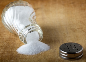Adding table salt to food linked to chronic kidney disease risk: Study | Adding table salt to food linked to chronic kidney disease risk: Study Adding table salt to food linked to chronic kidney disease risk: Study | Adding table salt to food linked to chronic kidney disease risk: Study