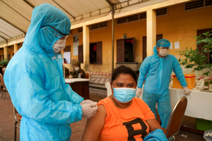 Cambodia confirms first 4 cases of new COVID-19 variant JN.1 | Cambodia confirms first 4 cases of new COVID-19 variant JN.1 Cambodia confirms first 4 cases of new COVID-19 variant JN.1 | Cambodia confirms first 4 cases of new COVID-19 variant JN.1