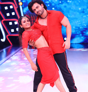 'You are closest to my SRK': Malaika Arora on Shoaib Ibrahim's dance act | 'You are closest to my SRK': Malaika Arora on Shoaib Ibrahim's dance act 'You are closest to my SRK': Malaika Arora on Shoaib Ibrahim's dance act | 'You are closest to my SRK': Malaika Arora on Shoaib Ibrahim's dance act