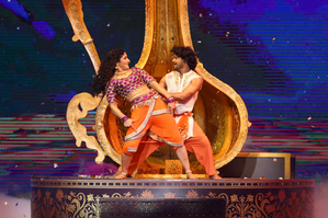 Sangeeta Phogat wins hearts of ‘Jhalak Dikhhla Jaa’ judges with 'Chikni Chameli' act | Sangeeta Phogat wins hearts of ‘Jhalak Dikhhla Jaa’ judges with 'Chikni Chameli' act