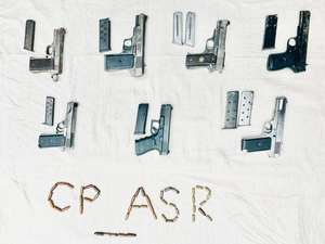 19 kg heroin, seven pistols seized in Punjab; two arrested | 19 kg heroin, seven pistols seized in Punjab; two arrested 19 kg heroin, seven pistols seized in Punjab; two arrested | 19 kg heroin, seven pistols seized in Punjab; two arrested