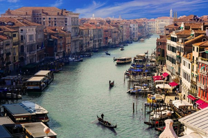Italy: Venice to ban large tourist groups, loudspeakers from June | Italy: Venice to ban large tourist groups, loudspeakers from June Italy: Venice to ban large tourist groups, loudspeakers from June | Italy: Venice to ban large tourist groups, loudspeakers from June