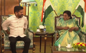 Telangana CM meets Governor for New Year greetings | Telangana CM meets Governor for New Year greetings Telangana CM meets Governor for New Year greetings | Telangana CM meets Governor for New Year greetings