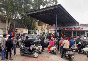 Ethanol blending with petrol nearing 20 pc target: Minister | Ethanol blending with petrol nearing 20 pc target: Minister