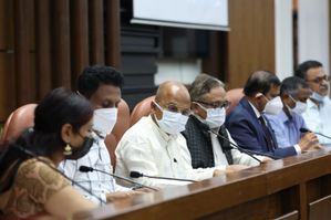 New Covid variant scare: K'taka minister says no need to panic | New Covid variant scare: K'taka minister says no need to panic New Covid variant scare: K'taka minister says no need to panic | New Covid variant scare: K'taka minister says no need to panic