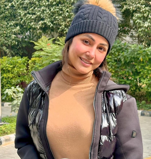 'Healing': Hina Khan drops first photos of 2024 post hospital discharge | 'Healing': Hina Khan drops first photos of 2024 post hospital discharge 'Healing': Hina Khan drops first photos of 2024 post hospital discharge | 'Healing': Hina Khan drops first photos of 2024 post hospital discharge