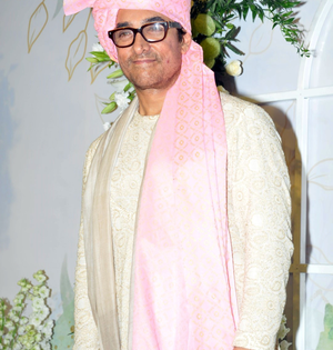 Aamir Khan sheds a tear as Ira and Nupur are pronounced husband and wife | Aamir Khan sheds a tear as Ira and Nupur are pronounced husband and wife