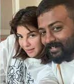 Sukesh Chandrashekhar issues press statement unveiling chats with Jacqueline Fernandez | Sukesh Chandrashekhar issues press statement unveiling chats with Jacqueline Fernandez Sukesh Chandrashekhar issues press statement unveiling chats with Jacqueline Fernandez | Sukesh Chandrashekhar issues press statement unveiling chats with Jacqueline Fernandez