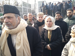 Ex-J&K DyCM Muzaffar Hussain Beigh rejoins Mehbooba's PDP | Ex-J&K DyCM Muzaffar Hussain Beigh rejoins Mehbooba's PDP Ex-J&K DyCM Muzaffar Hussain Beigh rejoins Mehbooba's PDP | Ex-J&K DyCM Muzaffar Hussain Beigh rejoins Mehbooba's PDP