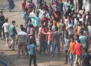 Amid BNP boycott, sporadic violence, Bangladesh records 40% voter turnout (4TH LEAD) | Amid BNP boycott, sporadic violence, Bangladesh records 40% voter turnout (4TH LEAD) Amid BNP boycott, sporadic violence, Bangladesh records 40% voter turnout (4TH LEAD) | Amid BNP boycott, sporadic violence, Bangladesh records 40% voter turnout (4TH LEAD)