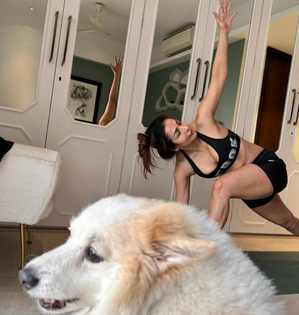 Malaika Arora gives sneak peek into her workout; pet Casper joins fitness fun | Malaika Arora gives sneak peek into her workout; pet Casper joins fitness fun Malaika Arora gives sneak peek into her workout; pet Casper joins fitness fun | Malaika Arora gives sneak peek into her workout; pet Casper joins fitness fun
