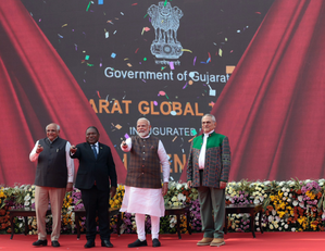PM Modi inaugurates Vibrant Gujarat Global Trade Show | PM Modi inaugurates Vibrant Gujarat Global Trade Show