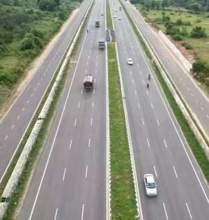 Highways connecting Lucknow to Kanpur, Ayodhya to be resurfaced | Highways connecting Lucknow to Kanpur, Ayodhya to be resurfaced