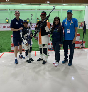 Rudrankksh, Mehuli win mixed team air Rifle gold in Jakarta | Rudrankksh, Mehuli win mixed team air Rifle gold in Jakarta Rudrankksh, Mehuli win mixed team air Rifle gold in Jakarta | Rudrankksh, Mehuli win mixed team air Rifle gold in Jakarta