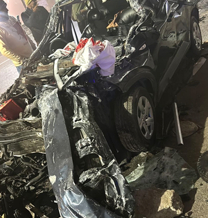 Four killed as car rams into truck on Hyderabad ORR | Four killed as car rams into truck on Hyderabad ORR Four killed as car rams into truck on Hyderabad ORR | Four killed as car rams into truck on Hyderabad ORR