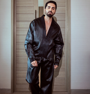 Ayushmann Khurrana: Going to experiment with a lot of genres in 2024 | Ayushmann Khurrana: Going to experiment with a lot of genres in 2024 Ayushmann Khurrana: Going to experiment with a lot of genres in 2024 | Ayushmann Khurrana: Going to experiment with a lot of genres in 2024