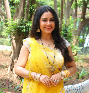 Shubhangi Atre recalls using Hindi idioms on sets of 'Bhabiji Ghar Par Hain' | Shubhangi Atre recalls using Hindi idioms on sets of 'Bhabiji Ghar Par Hain'